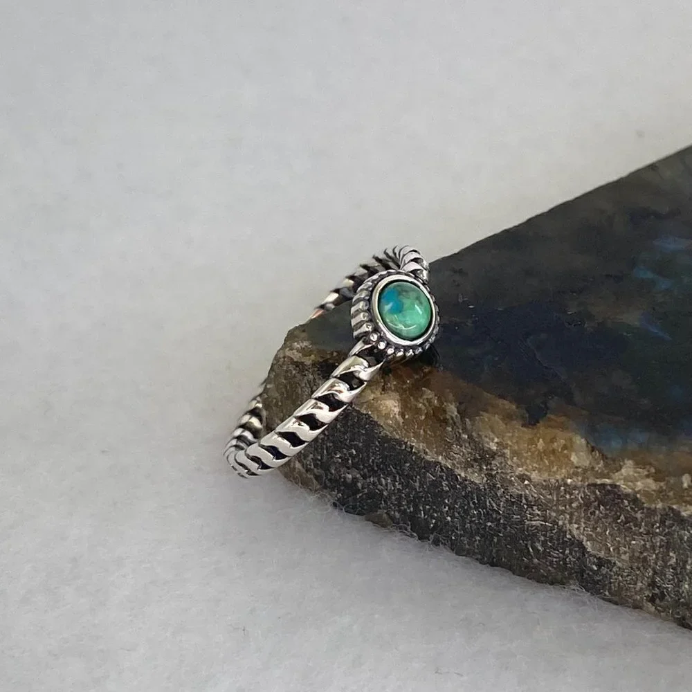 Sterling Silver 925 Dainty Minimalist Round Turquoise Twisted Band Ring Sz 5.25
